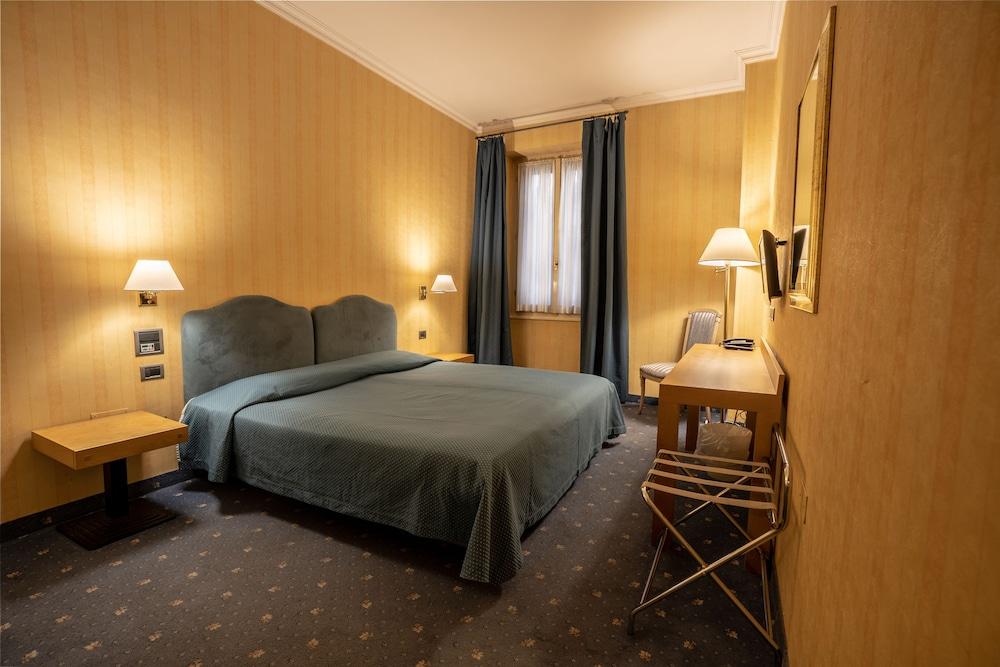 Hotel Poledrini フォリーニョ エクステリア 写真